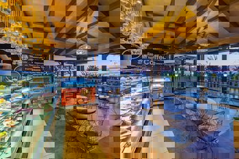 Justiniano Deluxe Resort Hotel