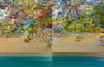 Justiniano Deluxe Resort Hotel