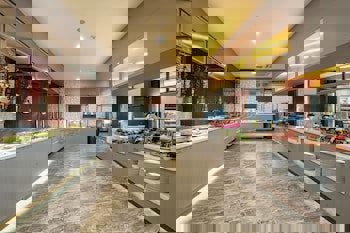 Justiniano Deluxe Resort Hotel