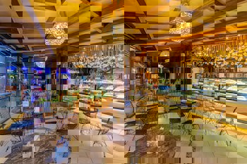 Justiniano Deluxe Resort Hotel