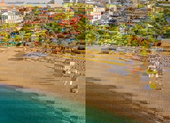 Justiniano Deluxe Resort Hotel