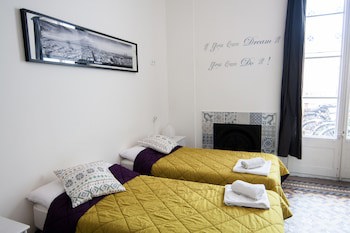 360 Hostel Borne