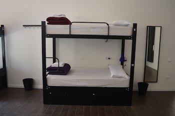 360 Hostel Borne