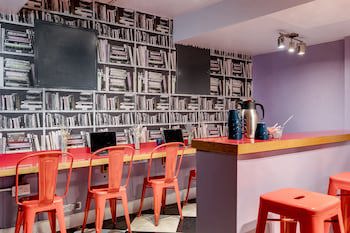 Clink 261 Hostel