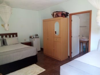 Gloria's Bed And Breakfast