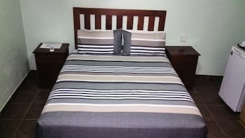 Gloria's Bed And Breakfast