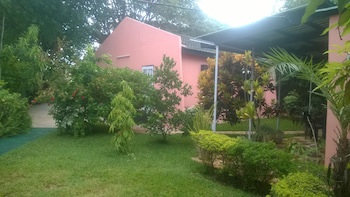 Gloria's Bed And Breakfast