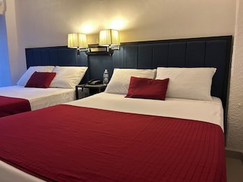 Choco's Hotel