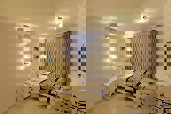 Royal Palm Residence