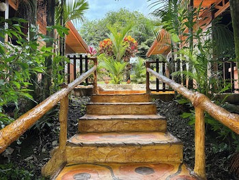 Hotel Heliconias Nature Inn & Hot Springs