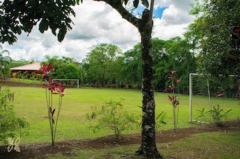 Hotel Heliconias Nature Inn & Hot Springs