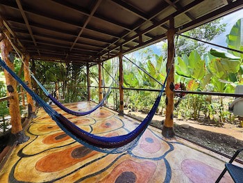 Hotel Heliconias Nature Inn & Hot Springs