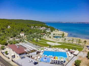 Ramada Resort by Wyndham Akbuk fotoğrafı