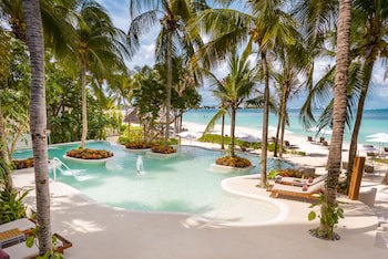 Dreams Sands Cancun Resort & Spa - All Inclusive