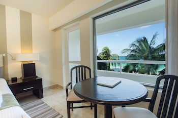 Dreams Sands Cancun Resort & Spa - All Inclusive