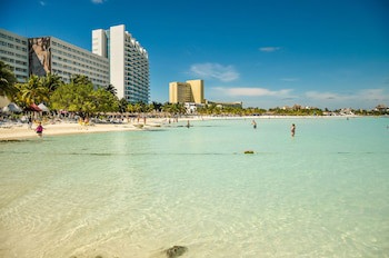Dreams Sands Cancun Resort & Spa - All Inclusive