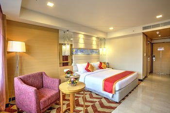 Dolphin Hotel