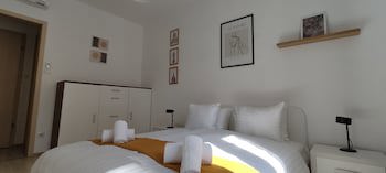 Corvin Center Suites