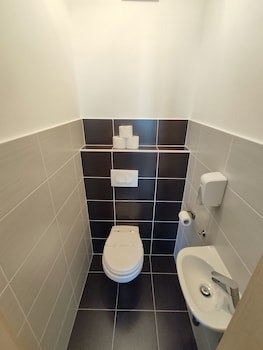 Corvin Center Suites