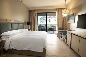 Hilton Dead Sea Resort & Spa