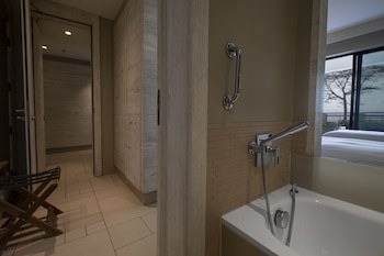 Hilton Dead Sea Resort & Spa