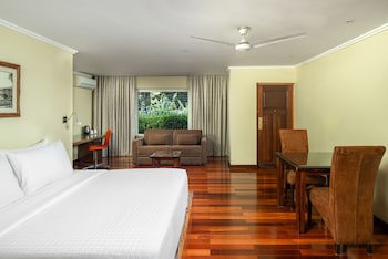 Fairview Hotel