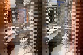 Grand Aras Hotel & Suites