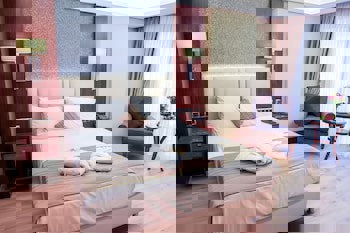 Grand Aras Hotel & Suites