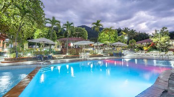 Jarabacoa River Club