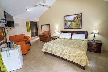Jarabacoa River Club