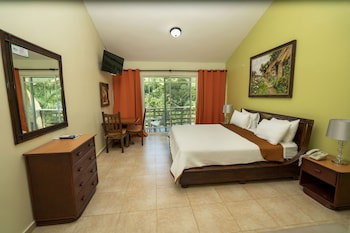 Jarabacoa River Club
