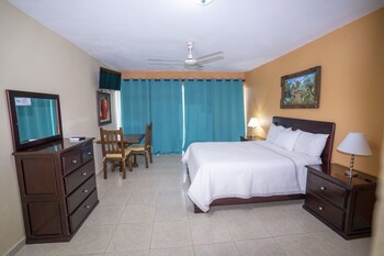 Jarabacoa River Club