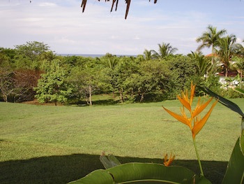 Guacamaya Lodge