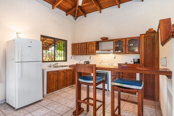 Guacamaya Lodge