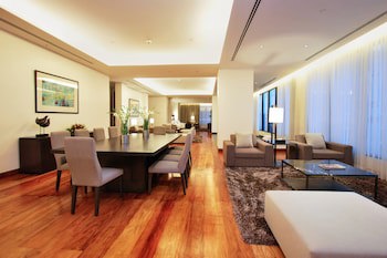 City Garden Grand Hotel