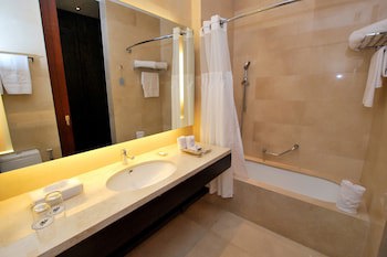 City Garden Grand Hotel