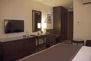 City Garden Grand Hotel