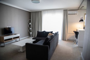 Aparthotel Invite