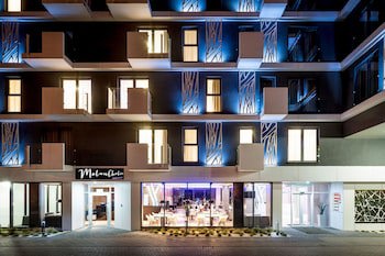 Aparthotel Invite