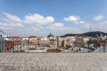 Rius Hotel Lviv