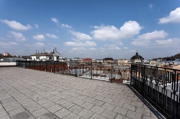 Rius Hotel Lviv