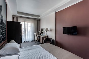 Rius Hotel Lviv
