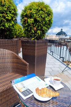 Rius Hotel Lviv