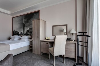 Rius Hotel Lviv