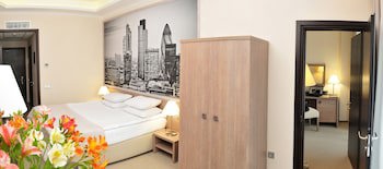 Rius Hotel Lviv