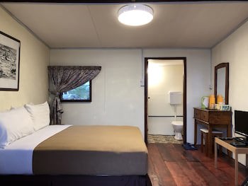 Mile 36 Lodge