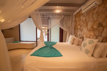Bahia Mar Boutique Hotel