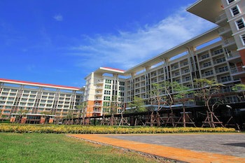 Grow Residences