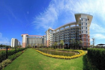 Grow Residences