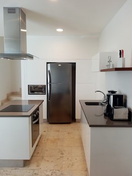 Anah Suites By Sunest